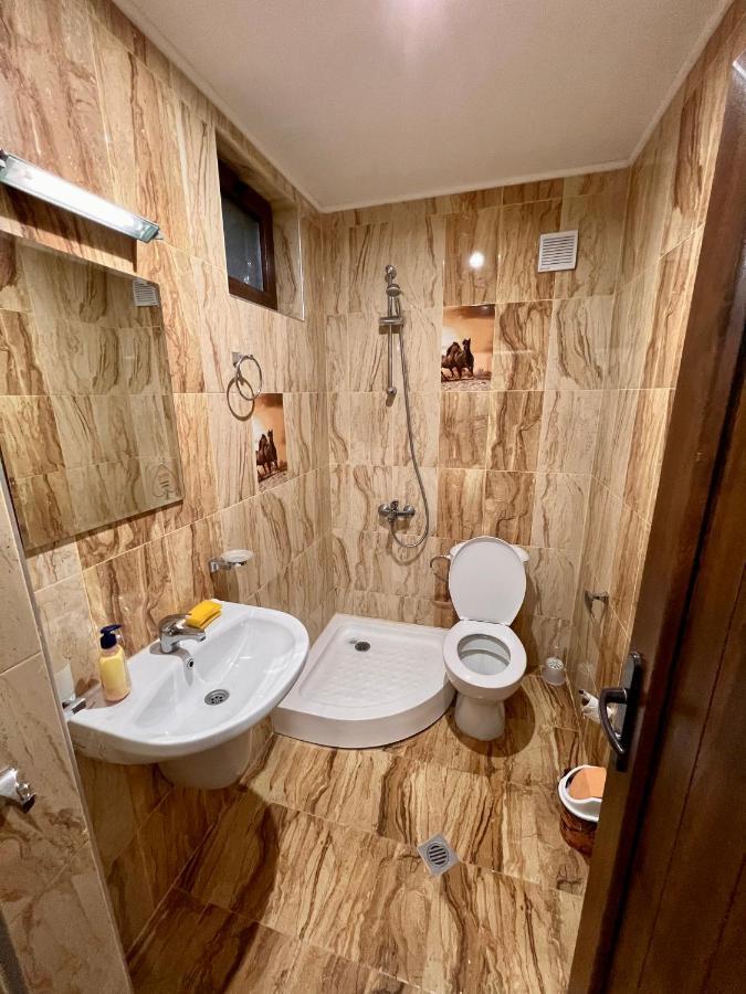 Къщи За Гости Фантазия Dospat Exteriör bild